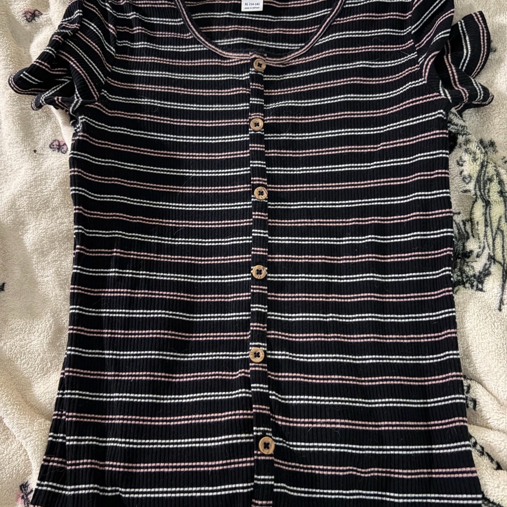 Old Navy Black and White Striped Short Sleeve Tee